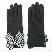 Wool Gloves.html